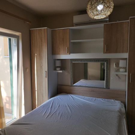 Tiho'S Apartments Split Bagian luar foto