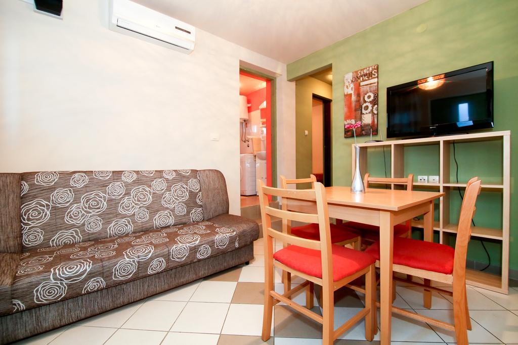 Tiho'S Apartments Split Bagian luar foto