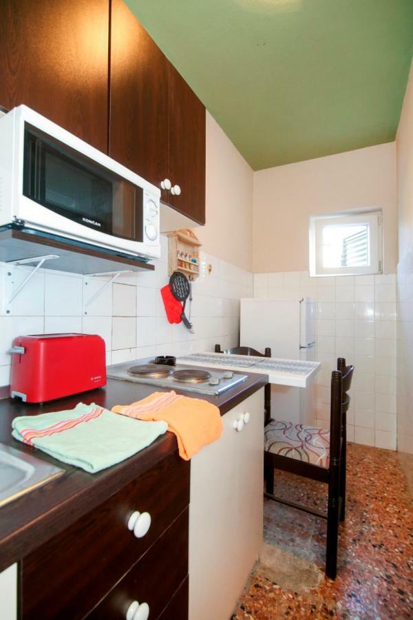 Tiho'S Apartments Split Bagian luar foto